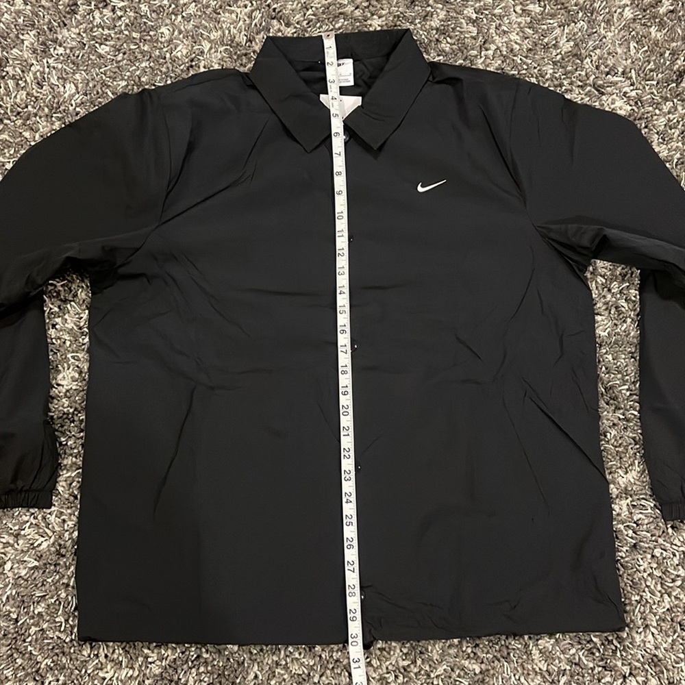 New NIKE Sportswear Authentics Mens Coaches Jacket in Black - Picture 6 of 14